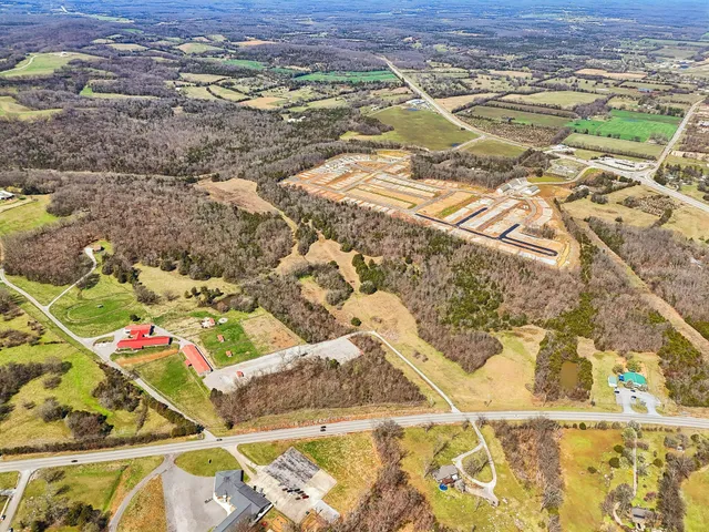 $1,900,000 | 0 West Ellington Parkway, Lewisburg, TN 37091