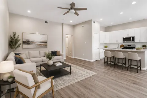 $525,000 | 1321 East 35th Street, Houston, TX 77022