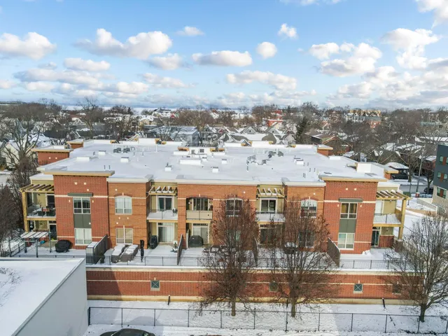 $307,000 | 625 East Mifflin Street, Unit 213, Madison, WI 53703