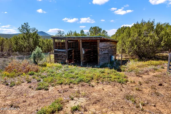 $985,000 | 70 Cr N3077 Vernon Az 85940, Show Low, AZ 85901