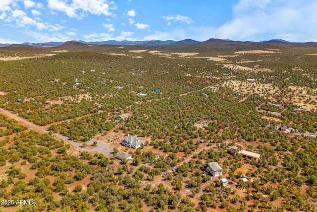 $985,000 | 70 Cr N3077 Vernon Az 85940, Show Low, AZ 85901