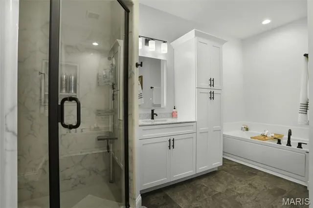 $475,000 | 119 Reagan Drive, Troy, IL 62294