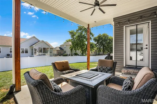 $475,000 | 119 Reagan Drive, Troy, IL 62294