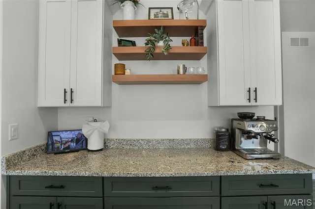 $475,000 | 119 Reagan Drive, Troy, IL 62294