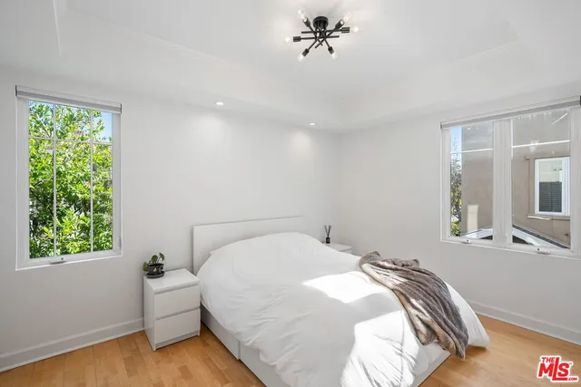 $5,500 | 4371 Troost Avenue, Studio City, CA 91604