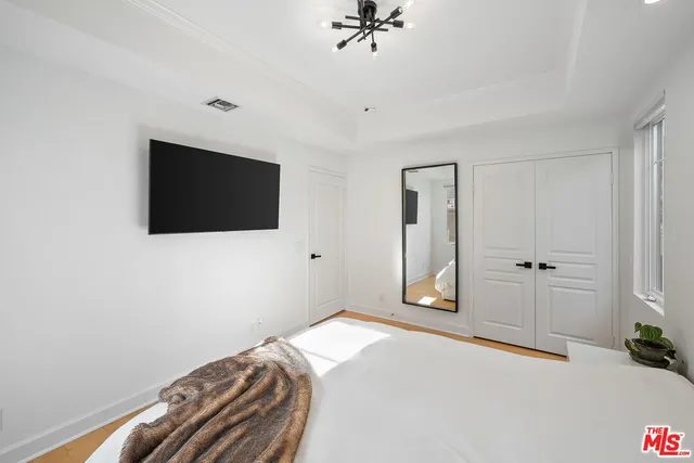 $5,500 | 4371 Troost Avenue, Studio City, CA 91604