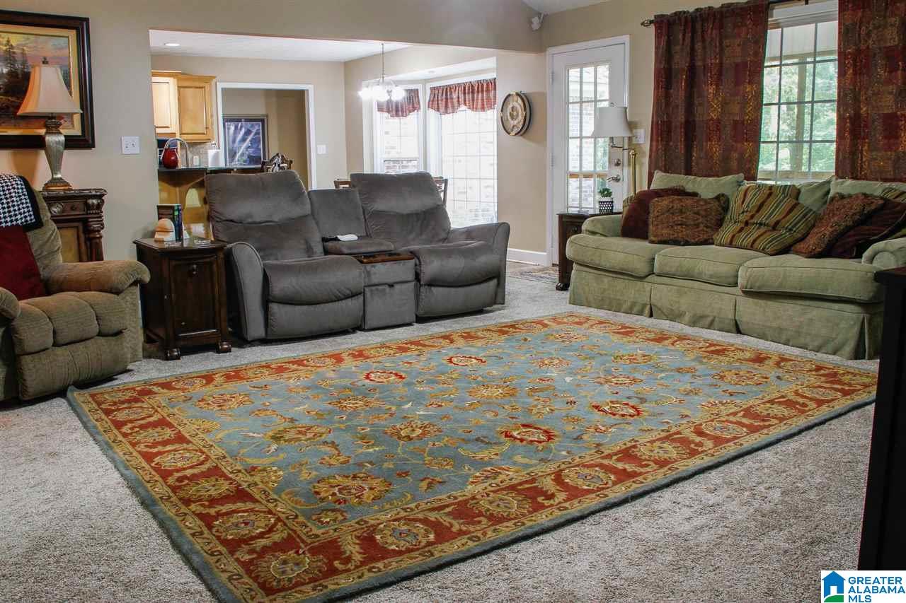 136 Meadow Glen Drive Jacksonville, AL 36265 - Photo 5 of 42