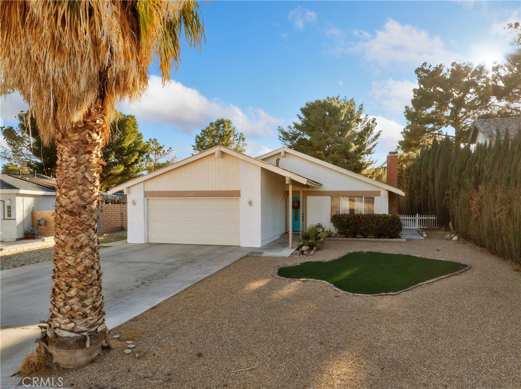 27767 Hummingbird Lane Helendale, CA 92342 - Photo 1 of 34