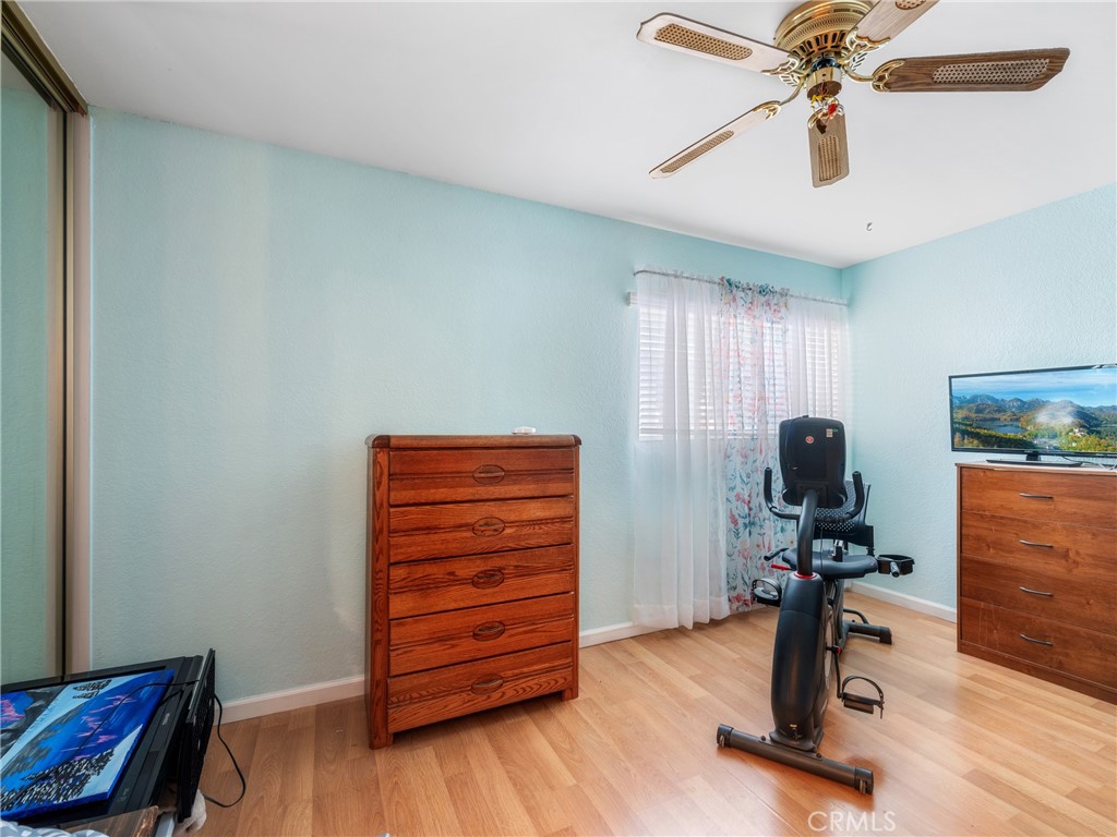 27767 Hummingbird Lane Helendale, CA 92342 - Photo 28 of 34