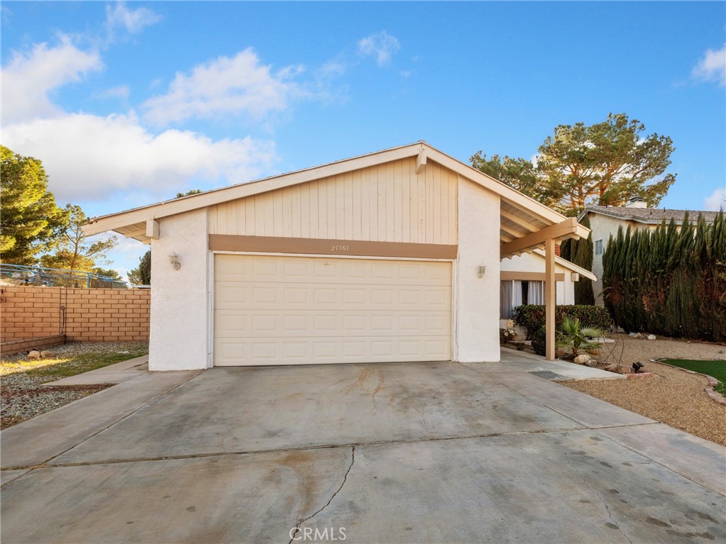 27767 Hummingbird Lane Helendale, CA 92342 - Photo 32 of 34