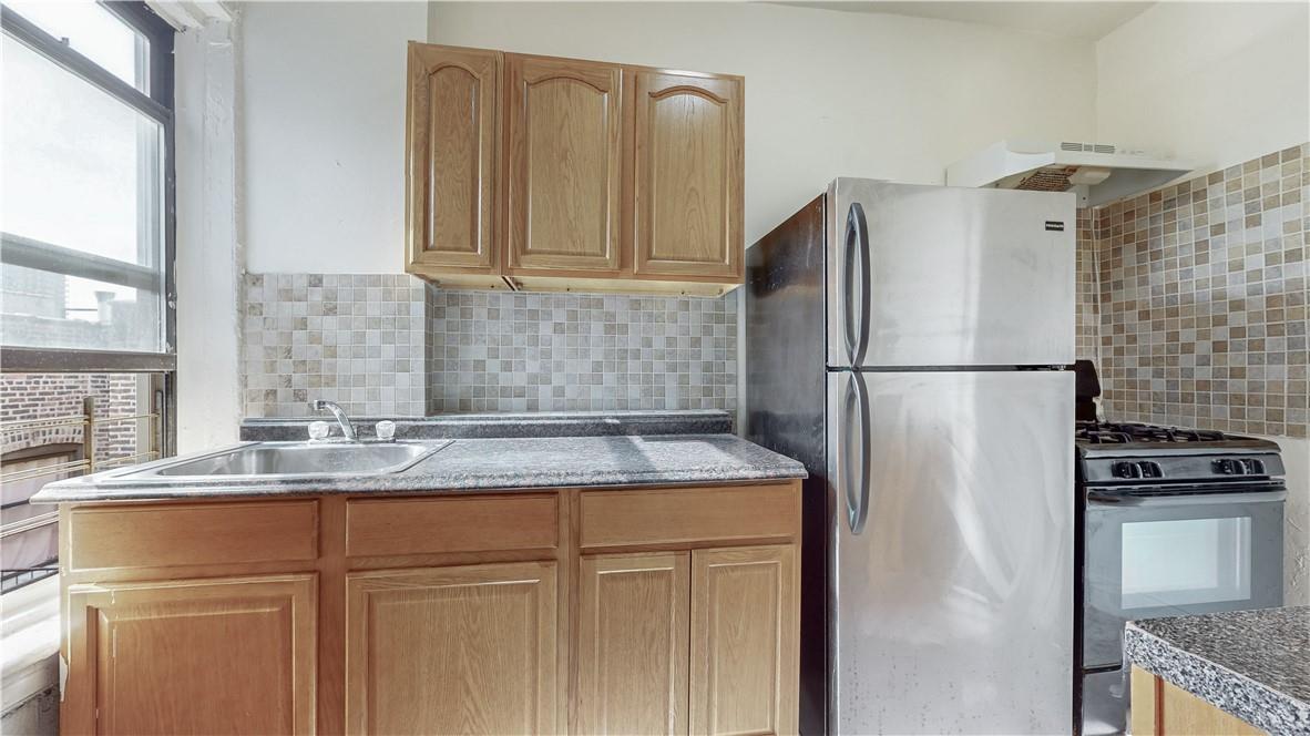 30 Macombs Place, Unit 61 Manhattan, NY 10039 - Photo 8 of 21