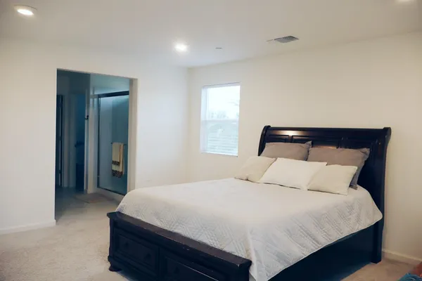 $535,000 | 672 North Apricot Avenue, Fresno, CA 93727