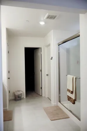 $535,000 | 672 North Apricot Avenue, Fresno, CA 93727