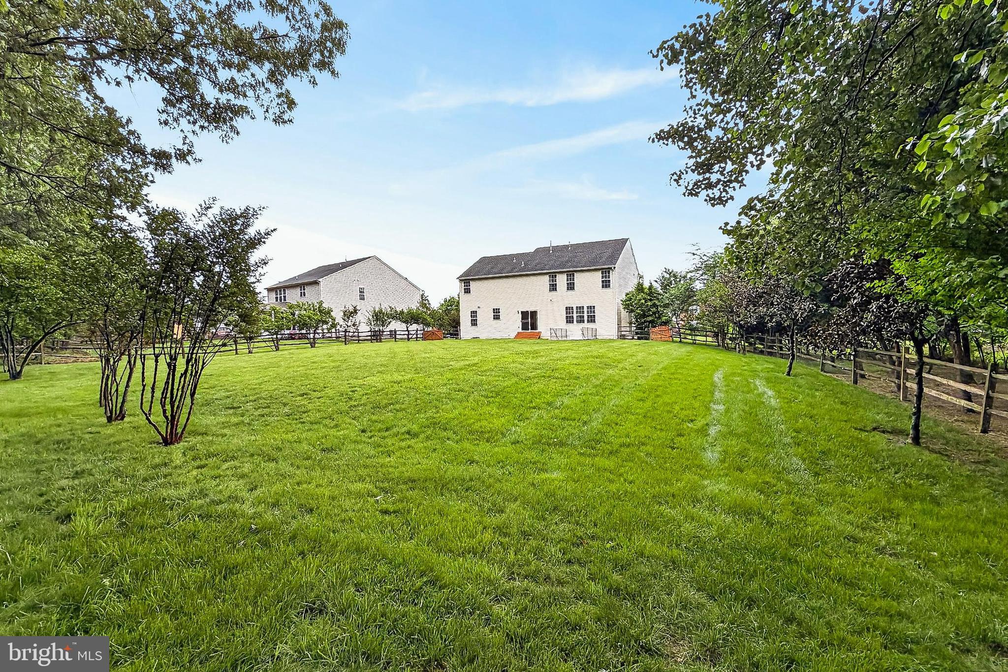 25825 Spring Farm Circle Chantilly, VA 20152 - Photo 70 of 80 Gallery Image 70