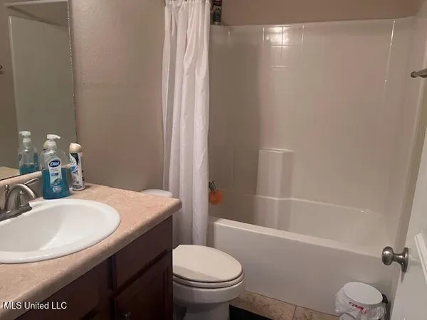 $1,875 | 3840 River Trace Drive, D'Iberville, MS 39540