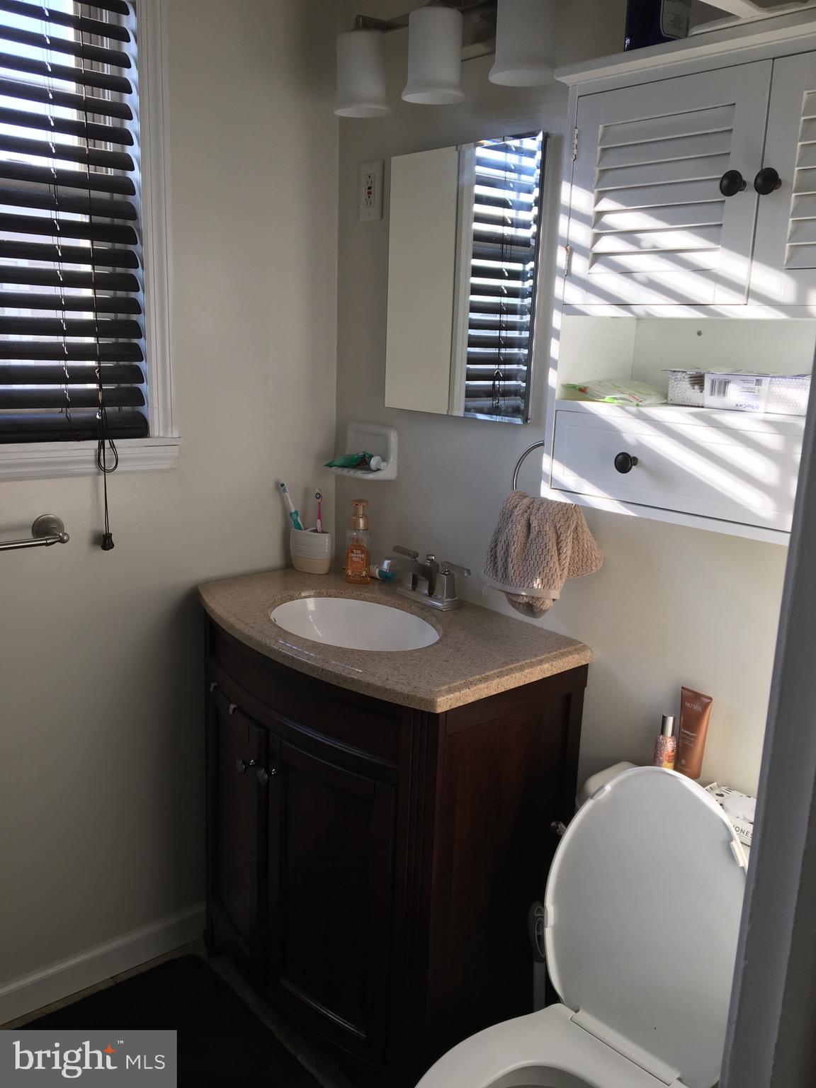 3405 Holyoke Road Philadelphia, PA 19114 - Photo 11 of 51 Upstairs Main Bathroom