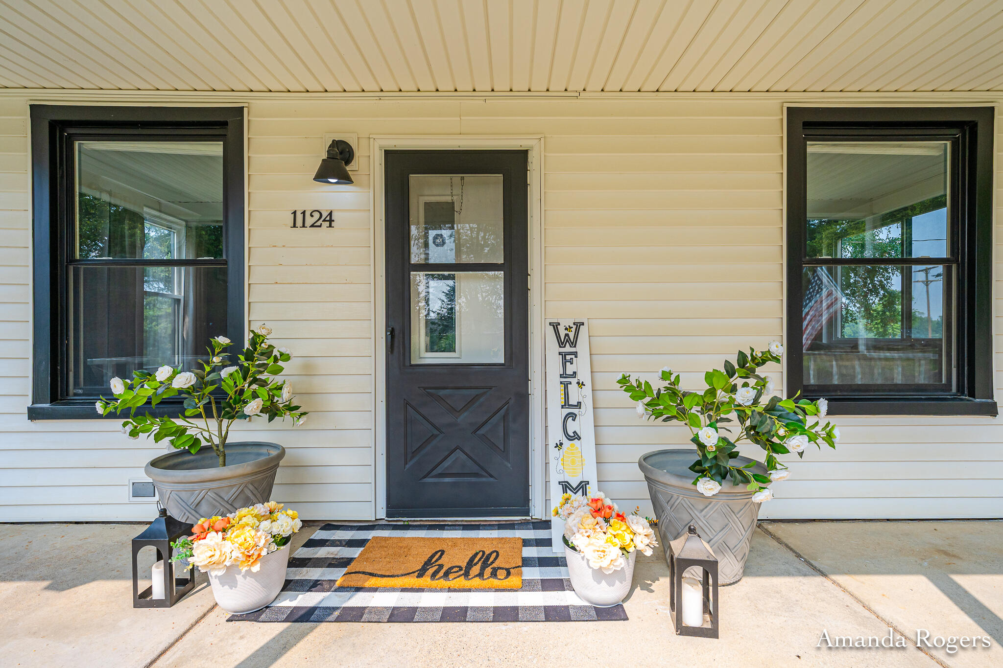 1124 Pinckney Road Saranac, MI 48881 - Photo 4 of 45 Entrance