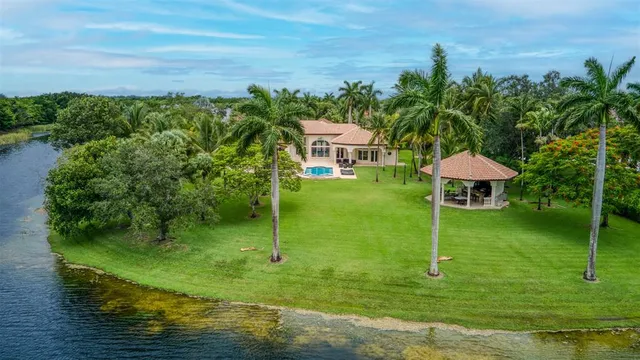 $6,999,900 | 3440 Stallion Lane, Weston, FL 33331