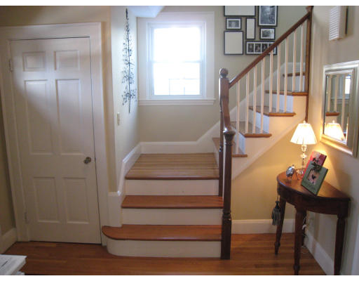 9 Ardsmoor Road Melrose, MA 02176 - Photo 2 of 19 Gallery Image 2
