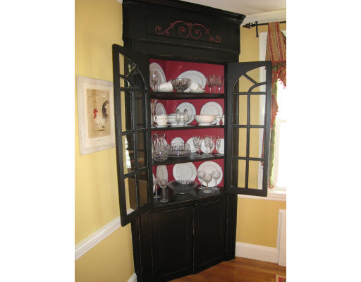 9 Ardsmoor Road Melrose, MA 02176 - Photo 6 of 19 Gallery Image 6