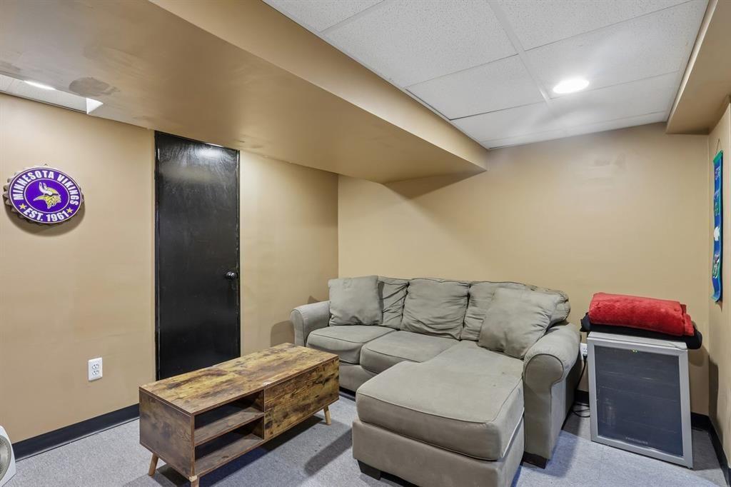 1770 Locust Road Sewickley, PA 15143 - Photo 21 of 33 Lower level Game Room