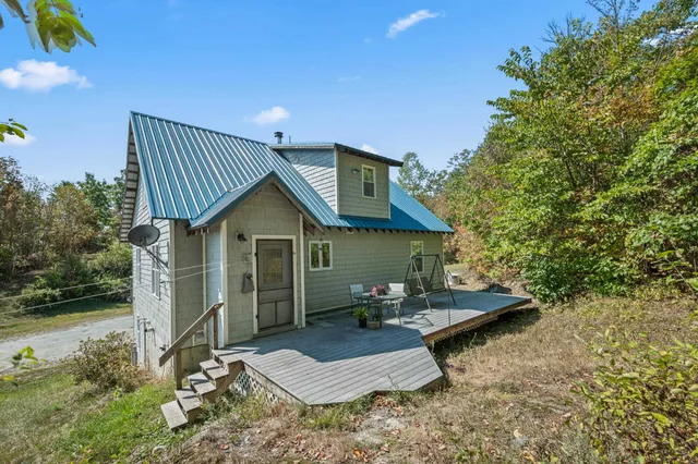 $850,000 | 67 Mt Gardner Road, Bath, NH 03740