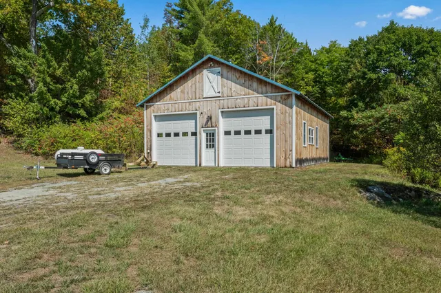 $850,000 | 67 Mt Gardner Road, Bath, NH 03740