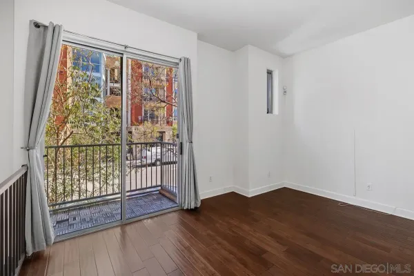 $2,950 | 1918 Columbia Street, Unit 1, San Diego, CA 92101