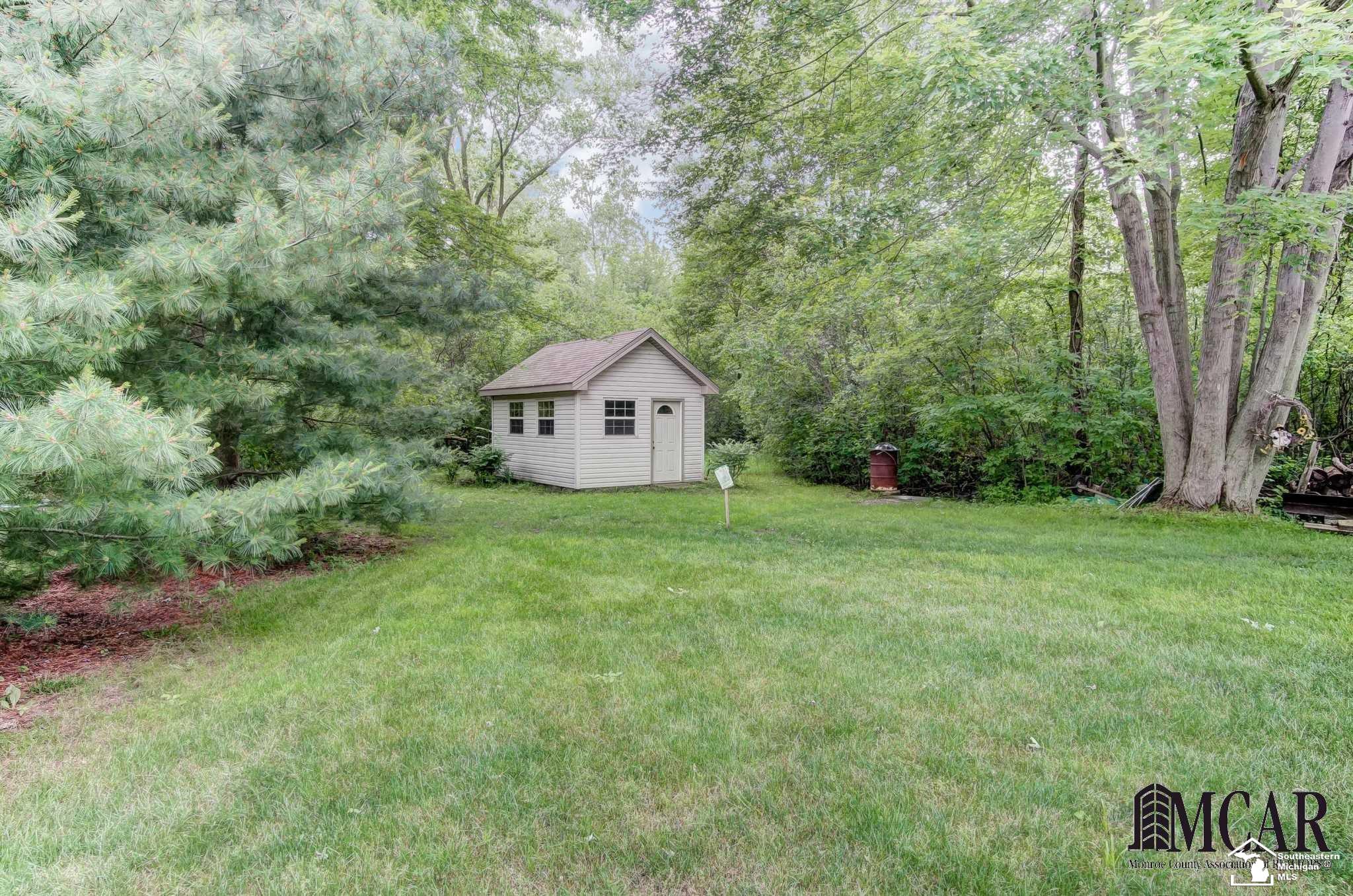 1395 West Dean Road Temperance, MI 48182 - Photo 44 of 45 21461992-43.JPG