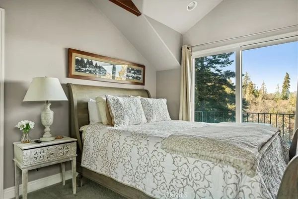$2,698,000 | 28906 Palisades Drive, Lake Arrowhead, CA 92352