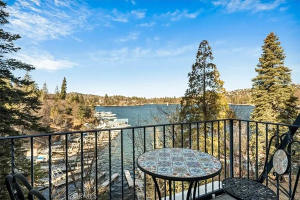 $2,698,000 | 28906 Palisades Drive, Lake Arrowhead, CA 92352