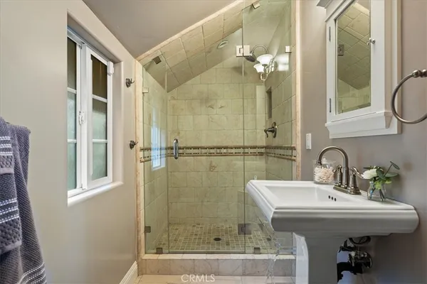$2,698,000 | 28906 Palisades Drive, Lake Arrowhead, CA 92352