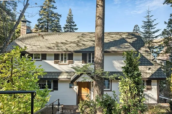 $2,698,000 | 28906 Palisades Drive, Lake Arrowhead, CA 92352