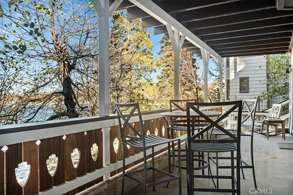 $2,698,000 | 28906 Palisades Drive, Lake Arrowhead, CA 92352