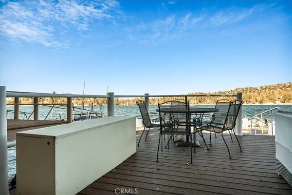 $2,698,000 | 28906 Palisades Drive, Lake Arrowhead, CA 92352