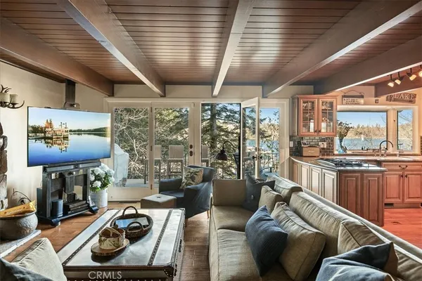 $2,698,000 | 28906 Palisades Drive, Lake Arrowhead, CA 92352