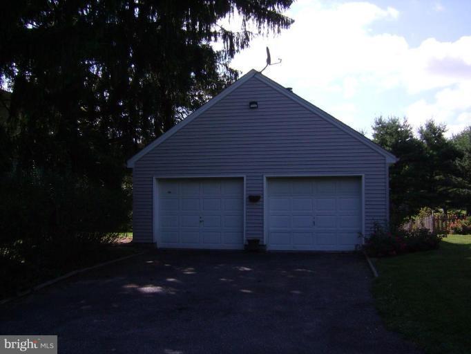4015 Perry Hall Road Perry Hall, MD 21128 - Photo 2 of 13 Garage 1