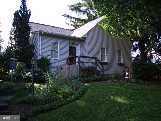 4015 Perry Hall Road Perry Hall, MD 21128 - Photo 3 of 13 Exterior (Rear)
