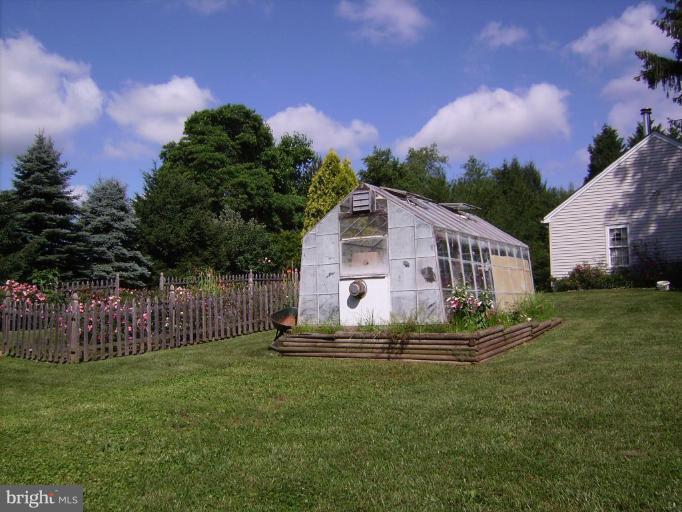 4015 Perry Hall Road Perry Hall, MD 21128 - Photo 4 of 13 Exterior #2