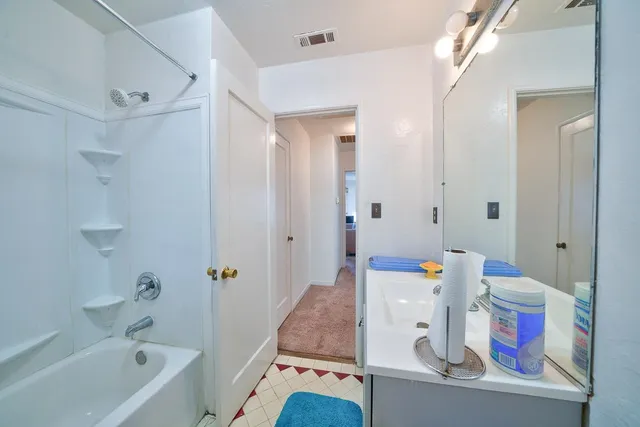 $840,000 | 1316-1318 135th Avenue, San Leandro, CA 94578