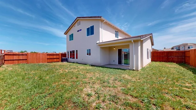 $589,950 | 5567 Landon Lane, Riverbank, CA 95367