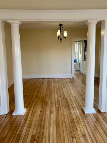 $2,400 | 129 Post Road, Fairfield, CT 06824