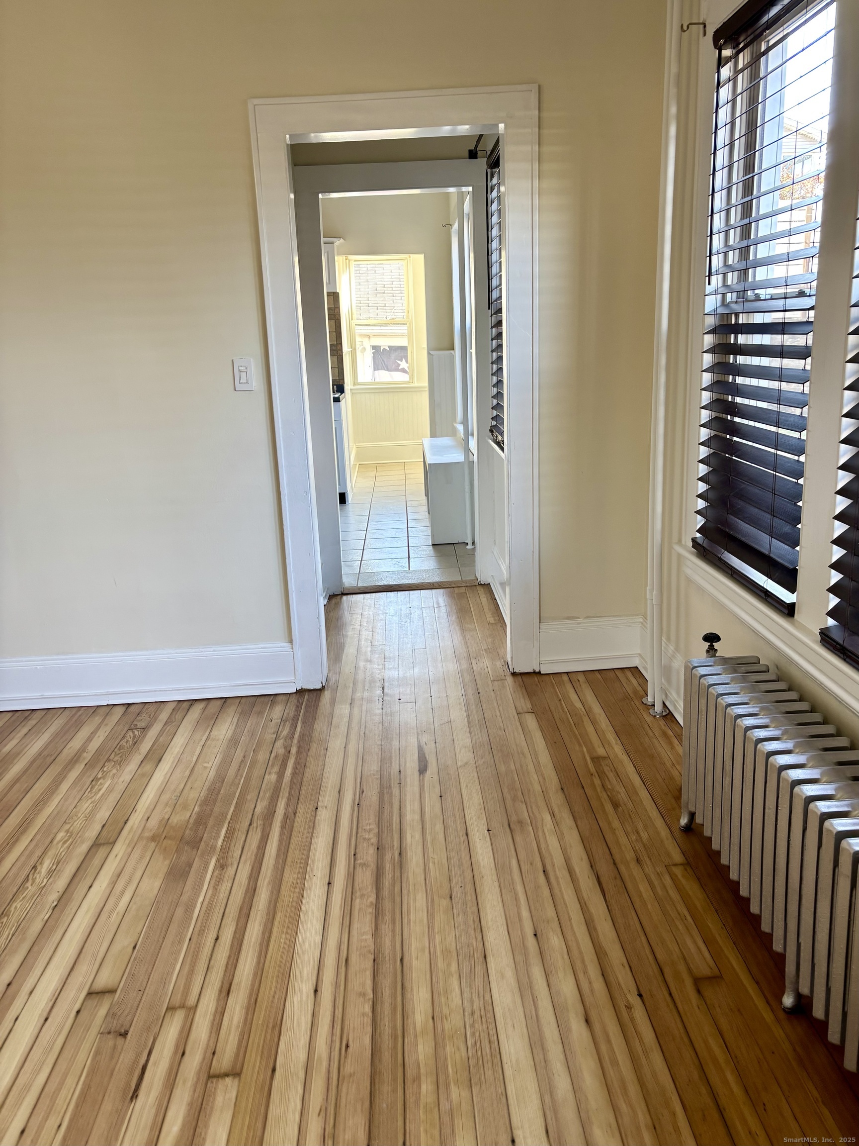 129 Post Road Fairfield, CT 06824 - Photo 4 of 14