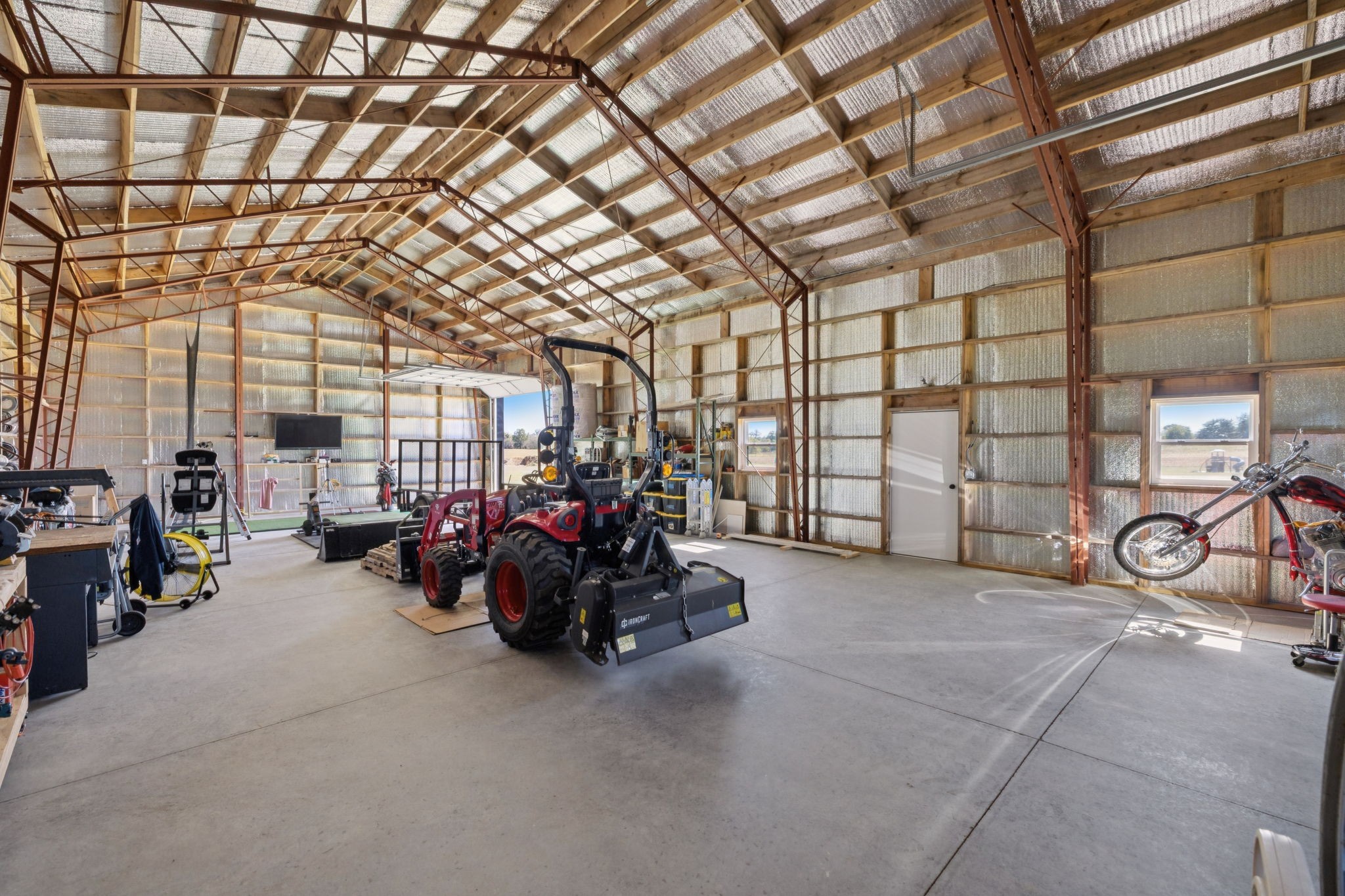 5373 East Robertson Road Orlinda, TN 37141 - Photo 46 of 57 a view of a room with gym equipment