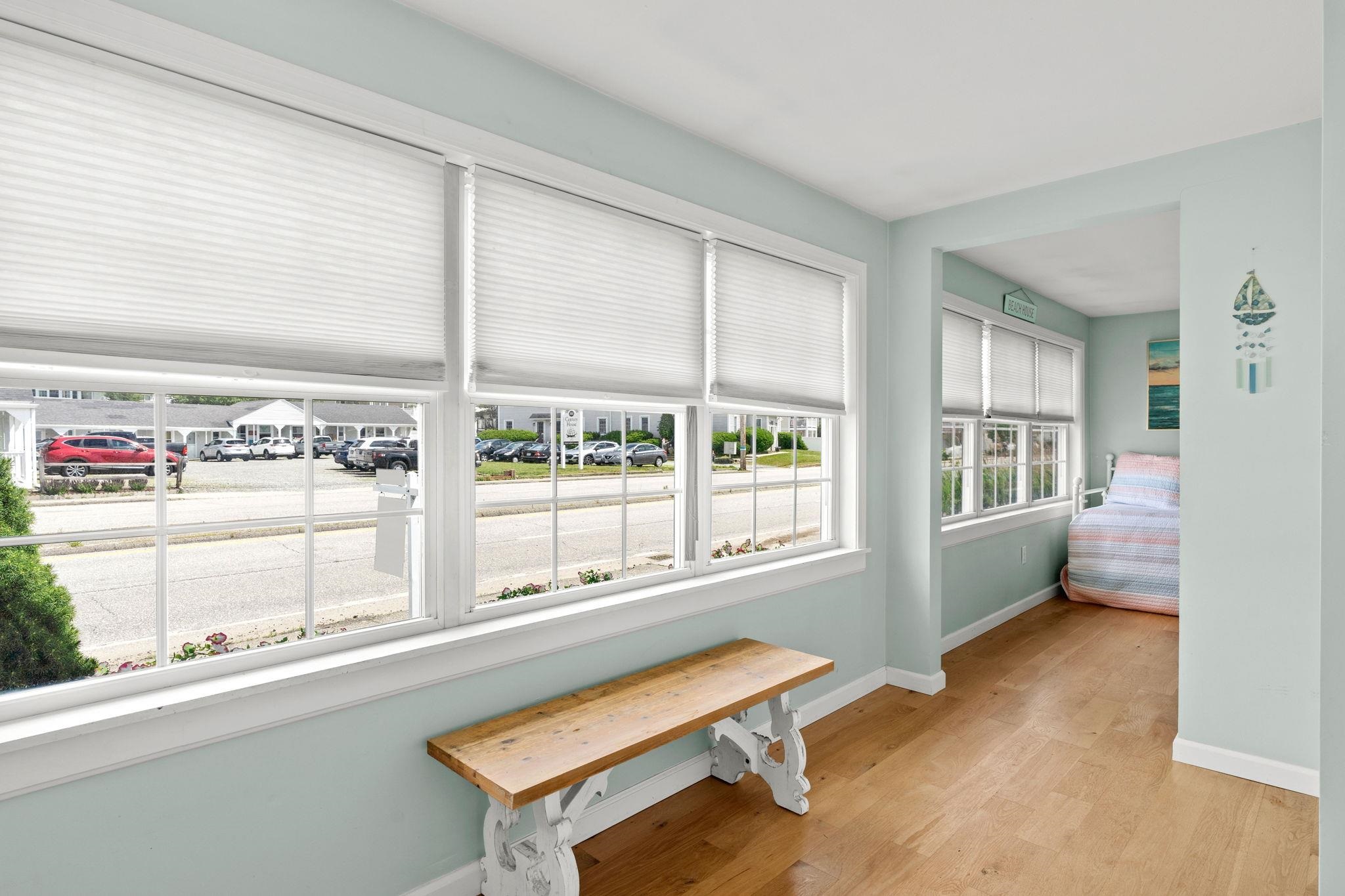 527 Ocean Boulevard Hampton, NH 03842 - Photo 5 of 38
