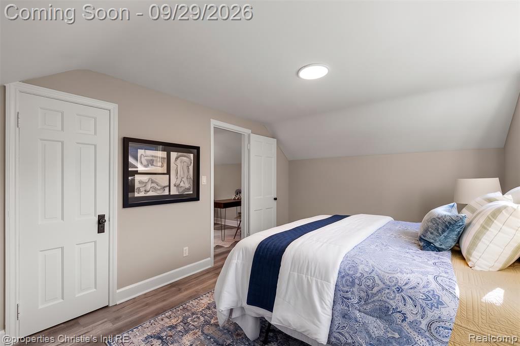 1544 Hampton Road Grosse Pointe Woods, MI 48236 - Photo 16 of 19 Gallery Image 16