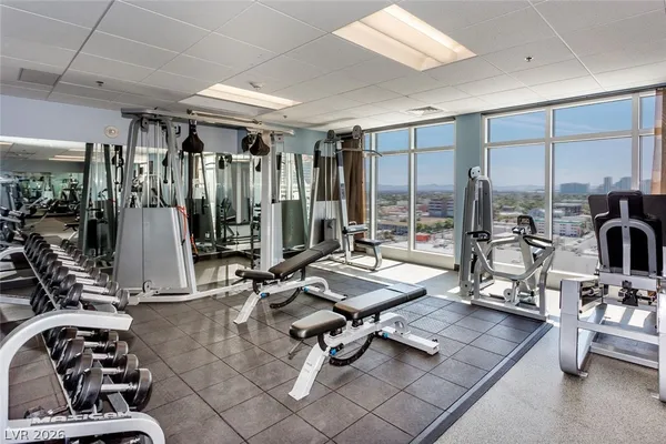 $2,000 | 150 South Las Vegas Boulevard, Unit 1501, Las Vegas, NV 89101