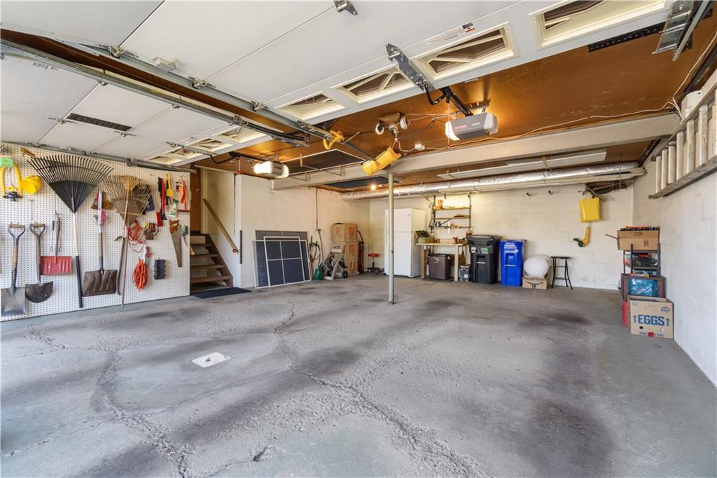 127 Parkedge Road Pittsburgh, PA 15220 - Photo 28 of 33 Gallery Image 28