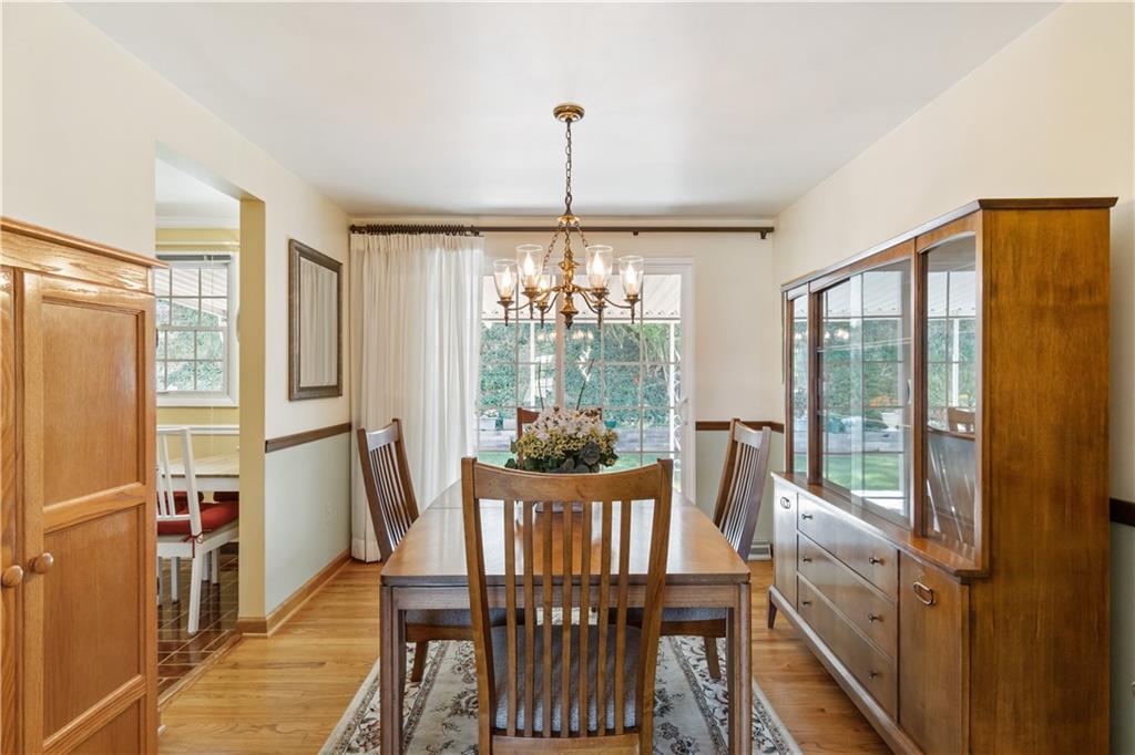 127 Parkedge Road Pittsburgh, PA 15220 - Photo 10 of 33 Gallery Image 10