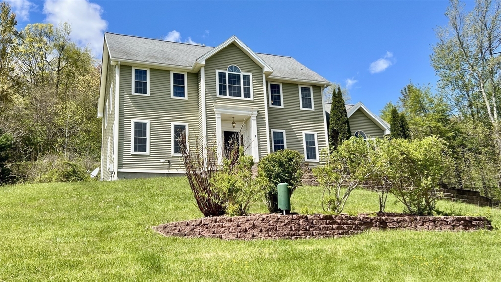 7 Deer Run Charlton, MA 01507 - Photo 34 of 42